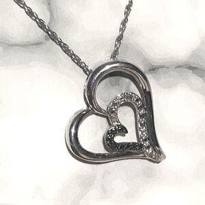 925 Estate Sterling Silver Heart Pendant 24” Necklace and 925 Chain set 2.86g